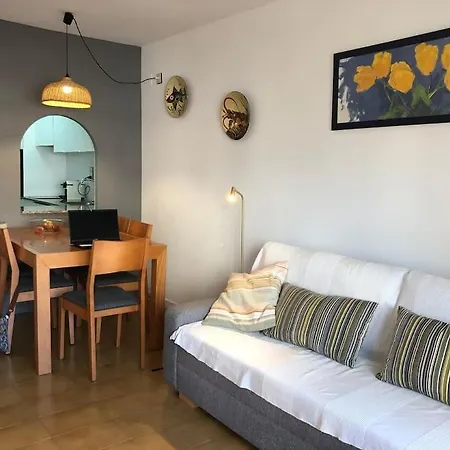 Apartment Pis A Tocar De La Platja Amb Wifi I Parking Inclos *